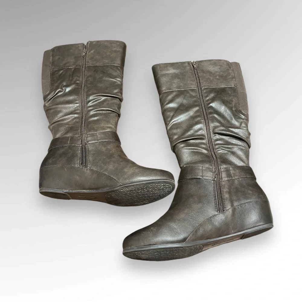Cloudwalkers Sibel Tall Wedge Boot 8 1/2 Wide